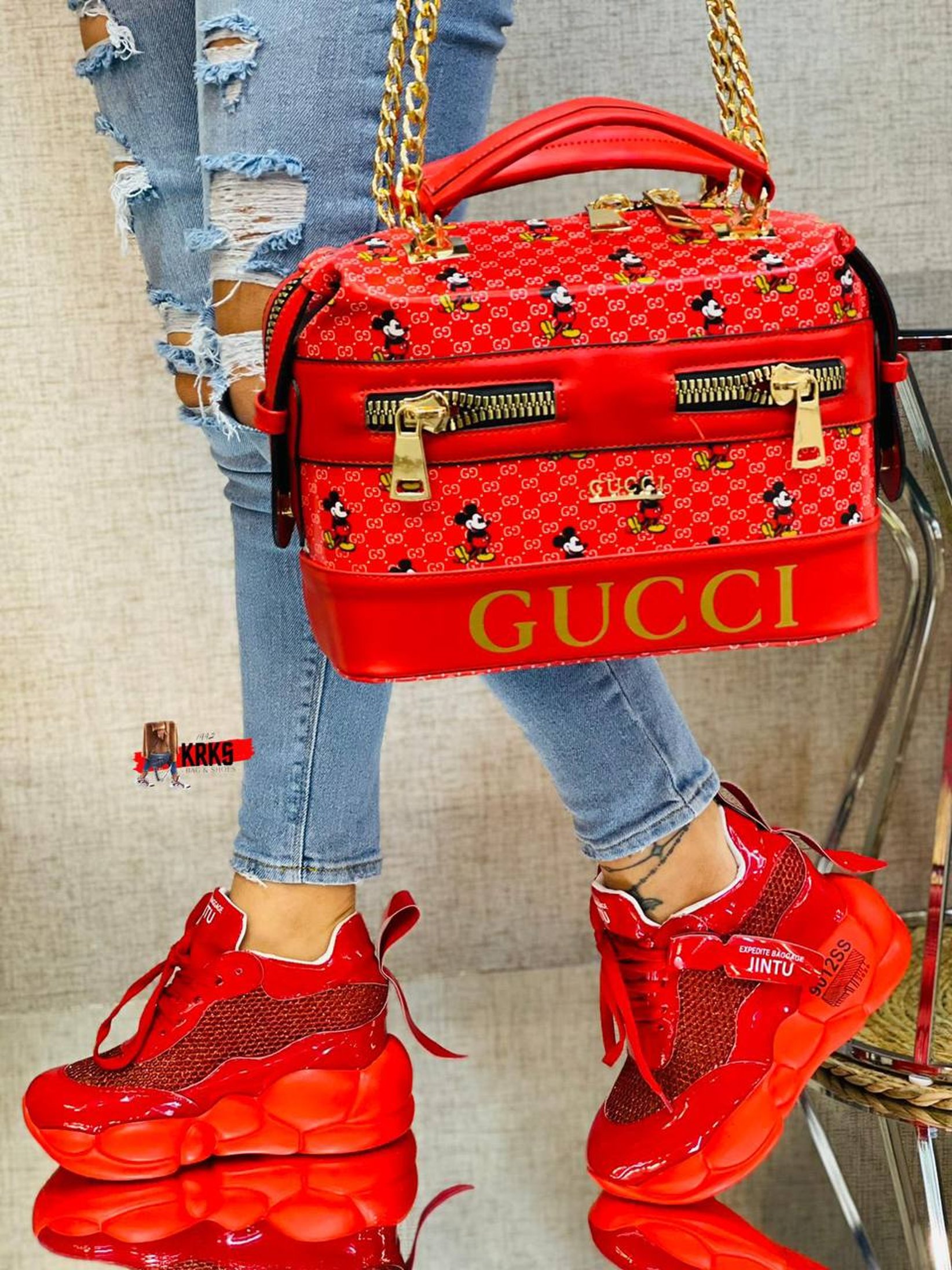 New Gucci with tags & shoe bags ✨✨✨ Meet the New It Bag Set to Dominate New York Fashion Week  main image 4