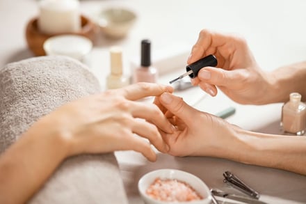 Nail Art and Advanced Techniques Program
